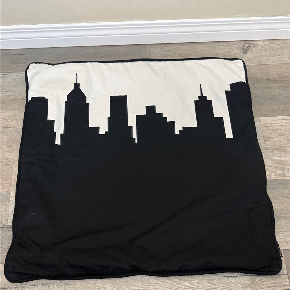 3 pcs Alamode Home Skyline Decorative Pillow Cover - Black & White